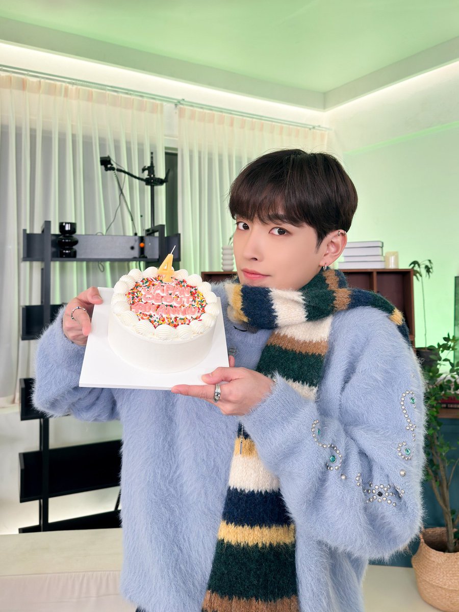 ATEEZITALY_'s tweet photo. 📸 Foto 4 anniversario giapponese ATEEZ https://t.co/uCqik91Qwm