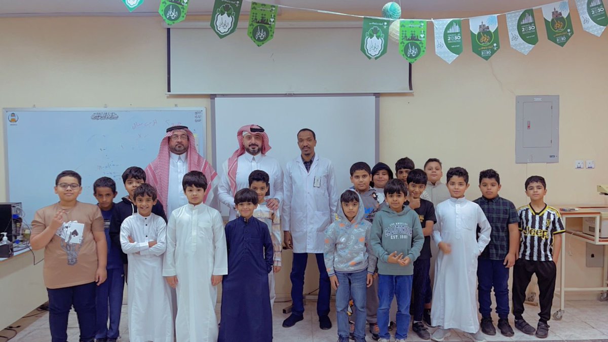 WajehHealth's tweet photo. بدأ برنامج الفحص الاستكشافي من قبل الصحة المدرسية بالقطاع الصحي بالوجه لطلاب المدارس والفئة المستهدفه ( الاول ابتدائي والرابع ابتدائي ) بنين وبنات https://t.co/cEhbqdYURc