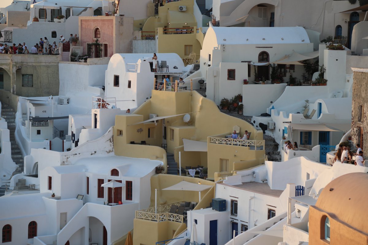Sandype73Relax's tweet photo. #grece,#santorin,#fira,#oia,#vacances https://t.co/Ju3szDP7Jf