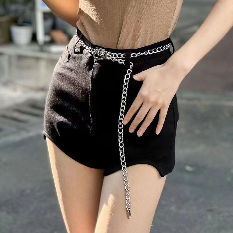 jewelrychainxr's tweet image. Experience the freedom to express your style with our multi-purpose clothing chains. From necklace to belt, bracelet to bag accessory, our chains offer endless possibilities for fashion creativity. Explore the versatility of our chains today! 🌟 
#fashionversatility 
#jewelry