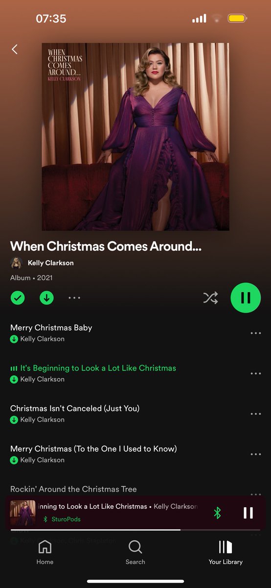 AWorkOfStuART's tweet photo. When it comes to Christmas soundtracks, I flip between these two classics. Go and listen if you’ve not already.
Shoutouts are:
Santa, can’t you hear me (KC, Ariana Grande)
Blessed (KC)
Present without a bow (KM, Leon Bridges)
Glittery (KM, Troye Sivan)
#GETFESTIVE 🎄 https://t.co/rKo3Xj4OIr
