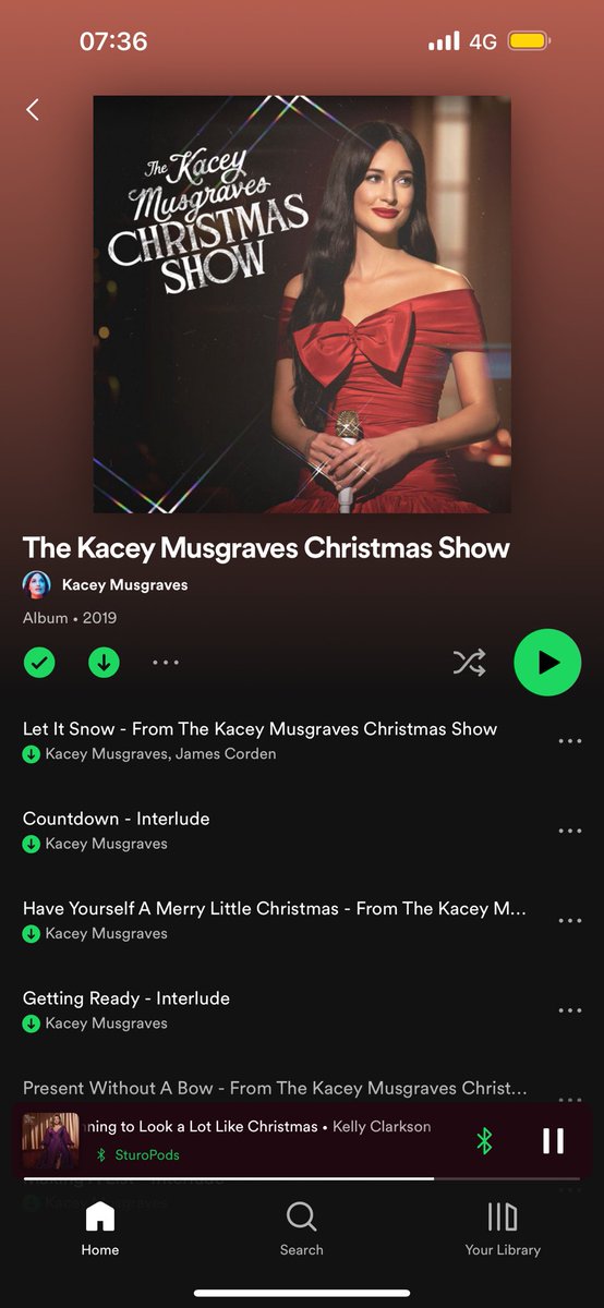AWorkOfStuART's tweet photo. When it comes to Christmas soundtracks, I flip between these two classics. Go and listen if you’ve not already.
Shoutouts are:
Santa, can’t you hear me (KC, Ariana Grande)
Blessed (KC)
Present without a bow (KM, Leon Bridges)
Glittery (KM, Troye Sivan)
#GETFESTIVE 🎄 https://t.co/rKo3Xj4OIr