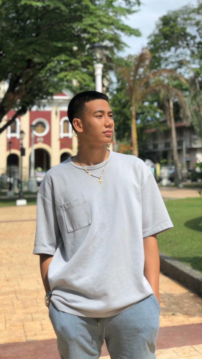 samulde_absalon's tweet photo. Ayaw mo sa 5'10? https://t.co/CSUDvdcTdU