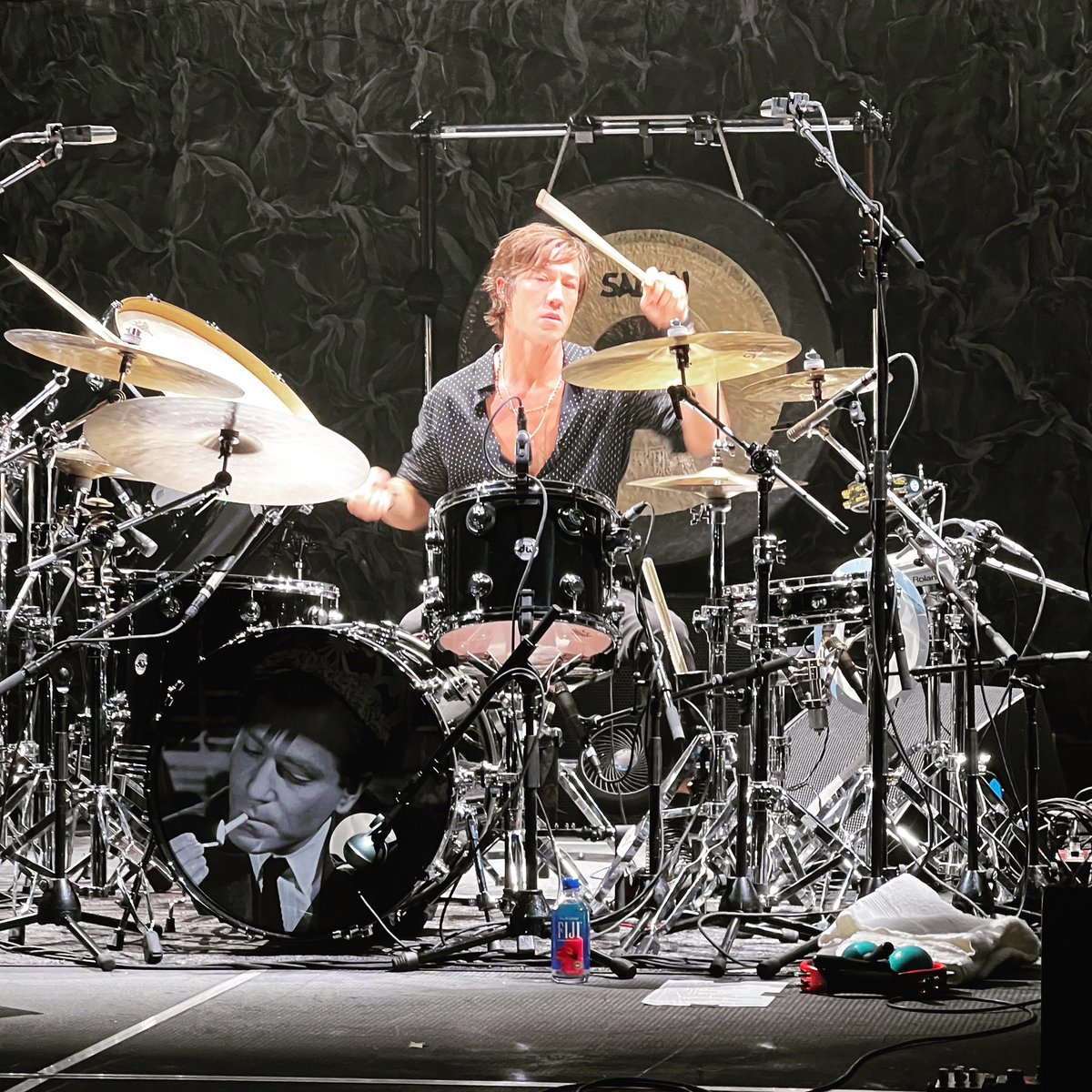 BrendanDrums's tweet photo. “And if a 10-ton truck kills the both of us,
to die by your side… well, the pleasure, the privilege is mine.” 🖤 
#brendanbuckley #drummer #morrissey 
📷 = Jay Judge https://t.co/yYdN9fRxbg
