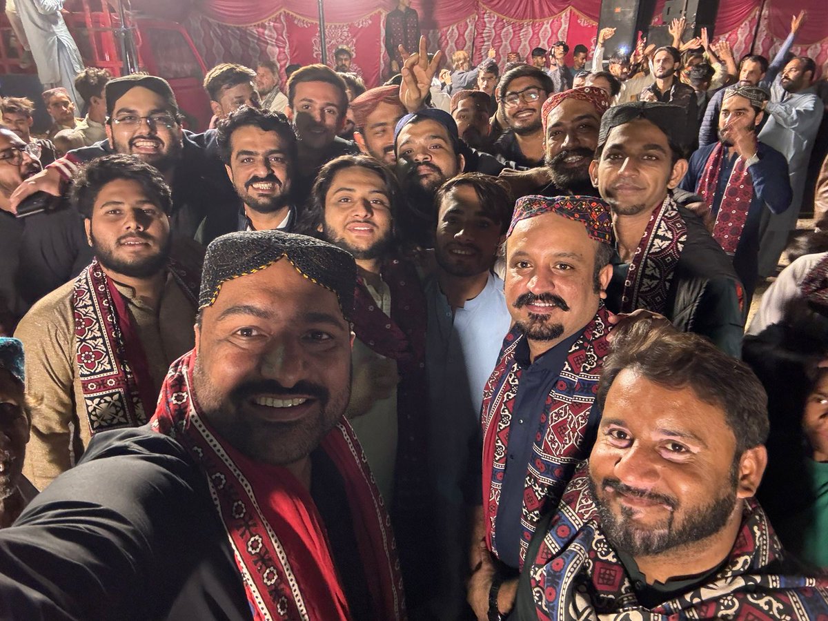 RazaqGadehi's tweet photo. Attended sindhi culture musical night organized by Chairman Chunesar Goth @FGhani22 at football ground PS105 President PPP karachi Divison Ex Minister senator @SaeedGhani1 was Cheif Guest. Also @TalalChandio Information secretary PSF khi division and @faridmemonpyo information https://t.co/spnIHYAW5F