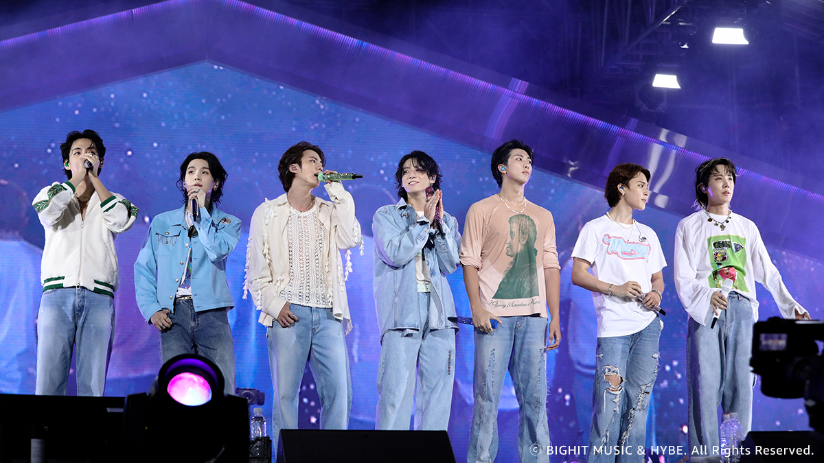 PrimeVideo_JP's tweet photo. 『BTS: Yet To Come』
💜独占配信中💜
もう観たよ！というARMYは
この投稿を🔁リポスト

感想・コメントも一緒に
書いてください✍

#BTSYetToCome #BTS
#プライムビデオ https://t.co/LF53UyBFSE