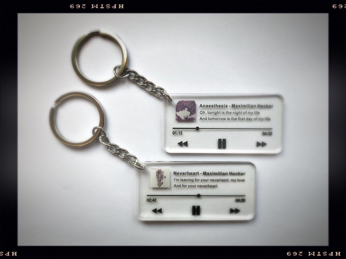 Max_Hecker's tweet photo. 谢谢 ♥️
#chinesetour #giftsfromfans #maximilianhecker https://t.co/D7Y6P7btpI
