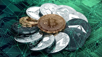 roman_btc's tweet photo. 📈 Crypto Market Insights 📉

Stage 1: Bitcoin's price surge dominates, causing most altcoins to lose ground against BTC. Some alts may spike on news or due to oversold conditions (e.g., Solana).

Stage 2: Bitcoin moves sideways, possibly after a minor 5% correction. Altcoins, based on individual interest, gradually recover against Bitcoin, leading to significant USD gains.

Stage 3: Weakest altcoins, often scams, also see substantial growth.

Stage 4: All altcoins experience a robust daily surge. As Bitcoin concludes its consolidation, preparing for the next move down, altcoins start declining against BTC. During Bitcoin's correction, altcoins witness a double impact, falling even harder. 📉💹 #CryptoAnalysis #Bitcoin #Altcoins