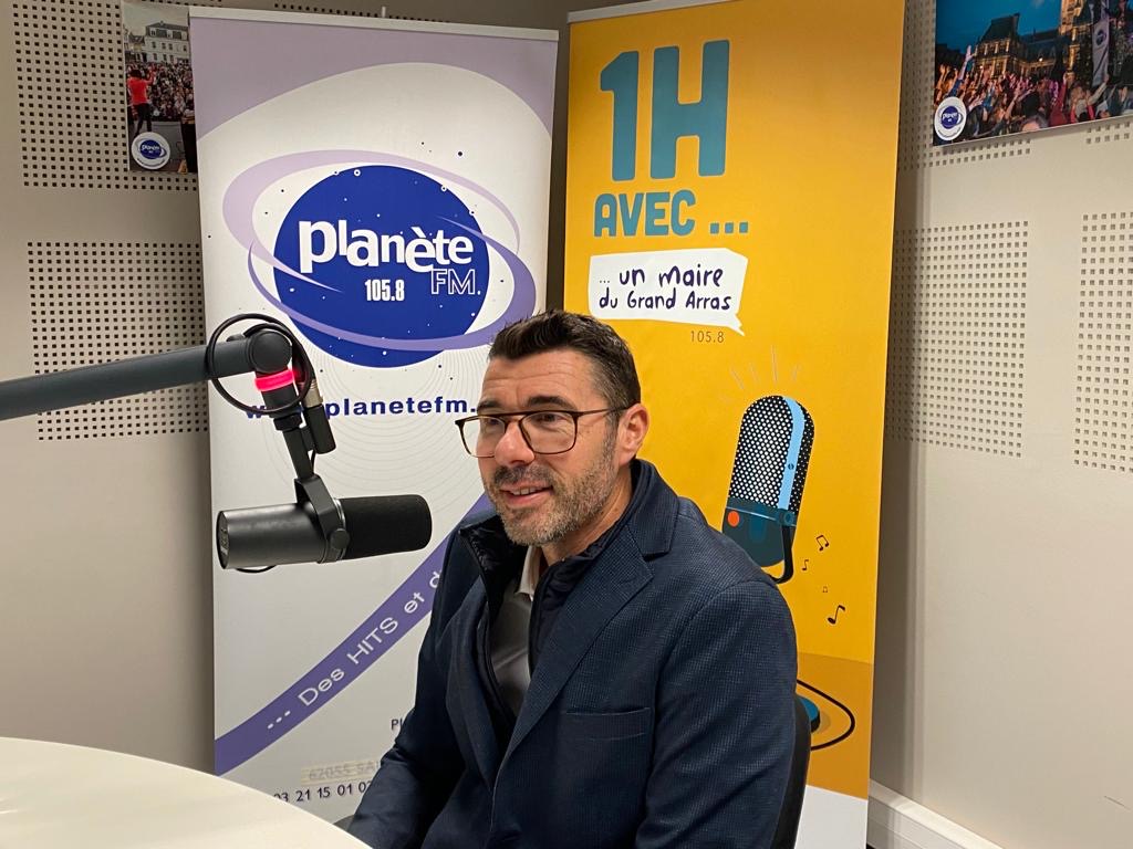 GrandArras's tweet photo. #1havec
✅Vous pouvez dès à présent retrouver l'interview de Cédric Delmotte, maire de Boiry-Saint-Martin sur notre site : https://t.co/bTssIG7cP1

👉 Un journaliste de @Planetefm a interviewé Monsieur le Maire dans le cadre de l'émission : "1h avec un maire du #GrandArras" https://t.co/5PQ5tVGv7k