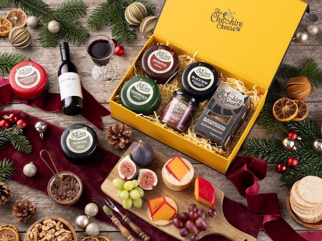 1CheshireCheese's tweet photo. ✨🎄Your Monday morning reminder…⁣
⁣
Its Cheeseboard season…⁣
⁣
Christmas is all about the cheese…⁣
⁣
Head to our website and order your cheese today 🧀🎁🎄✨⁣

#cheesehamper⁣
#cheesegift⁣
#giftsforcouples⁣
#christmascheese⁣
#ukcheese https://t.co/Nlqy0u4q70
