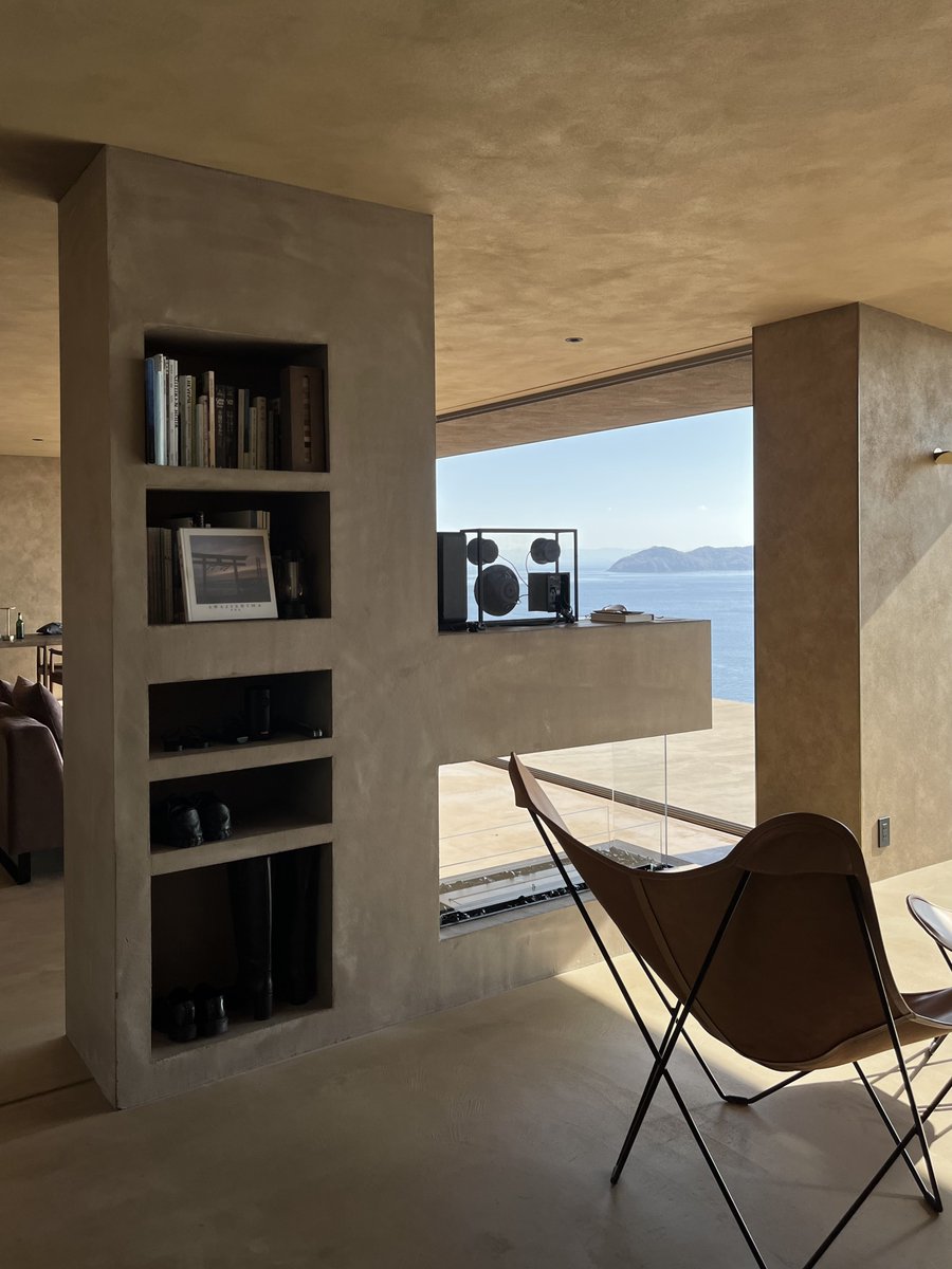 n_o_u__'s tweet photo. ずっと宿泊したかったNookへ！浴室、寝室、全ての部屋から海が一望できる一棟ホテル。冬の海が大好きだし、南あわじの星空は関西と思えないほど綺麗…贅沢な時間がゆっくり流れて、本当に幸せな気持ちになった。

兵庫 淡路島 ／ Nook The Peak https://t.co/YxBSXgpMgM