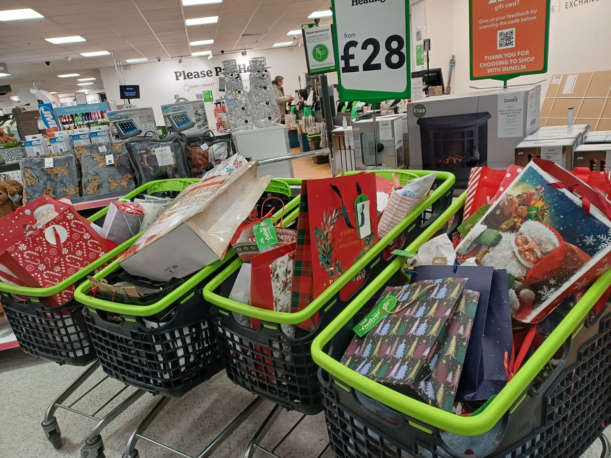 A massive thank you to all the LTHT corporate teams that participated to the Dunelm Xmas gift collection for the less fortunate! #xmas #gift #dunelm #generosity
