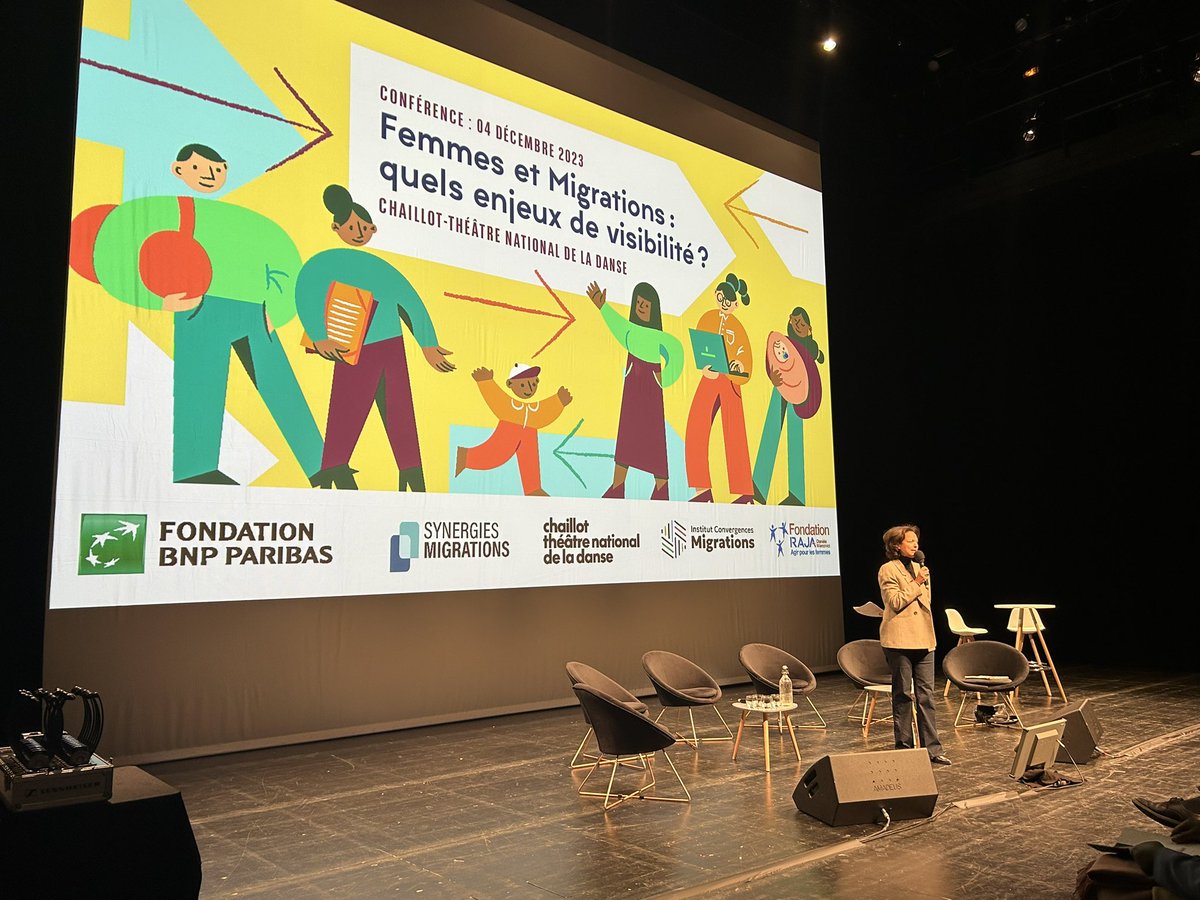 kenzabv's tweet photo. Introduction d’@GiordanoIsabel de la conférence « Femmes et migrations : quels enjeux de visibilité ? » de @FondationBNPP @FondationRaja 
« Plus de la moitié des migrants sont des femmes, mais elles sont invisibilisées » 
#migration @THSNFrance @Mc_Lanne @emilieperruchot https://t.co/wc7svy5u4J