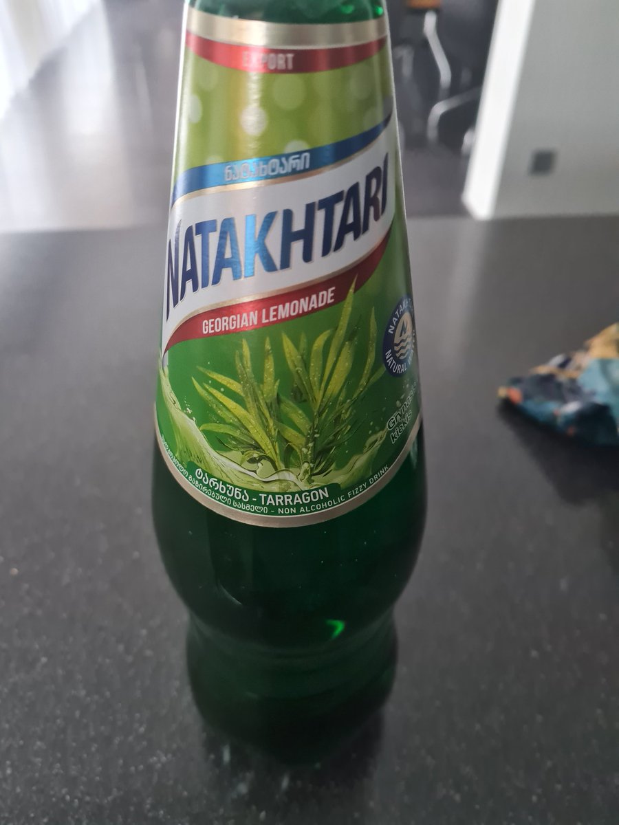 Gabriele_Smile's tweet photo. OMG !!!🤯🤯🥳🥳🥳 Finally found the lemonade that I was looking for. If you ever tried this masterpiece before you know that it is a very tasty lemonade. This made my day super happy 😄 #Monday #lemonade #natakhtari #tarchun #finallyfoundit #superhappy https://t.co/5SUoip0VyE