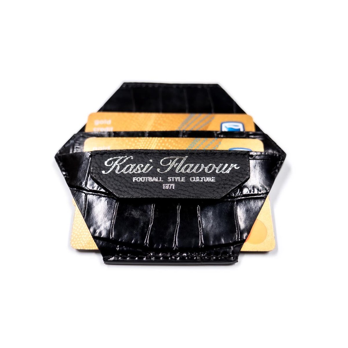 KabeloKungwan's tweet photo. Hexagon Football Panel Card Holder ⚽️ / @kasiflavour10 now available 

https://t.co/ulFSywr6Pe https://t.co/D01EmSZt9m