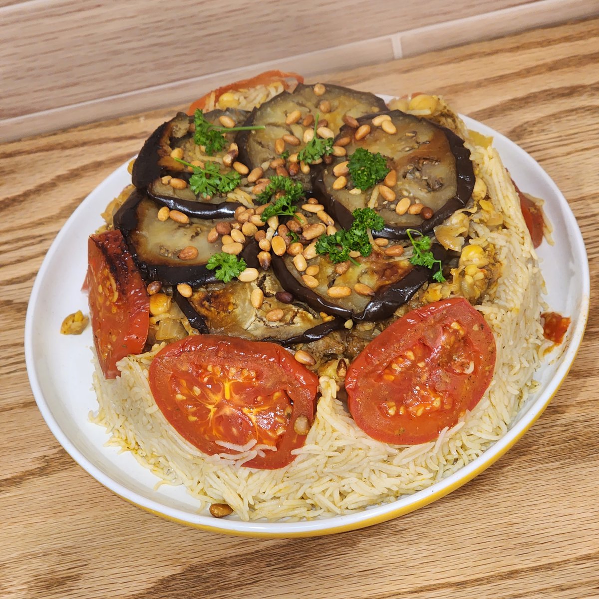 FriendlyCooks's tweet image. 🍚 Makloubeh (Flipped Rice) 🇵🇸 Made for Palestinian Food Week Episode 👩‍🍳👨‍🍳#food #twitchstreamer #twitchtv #veganfood #Cooking