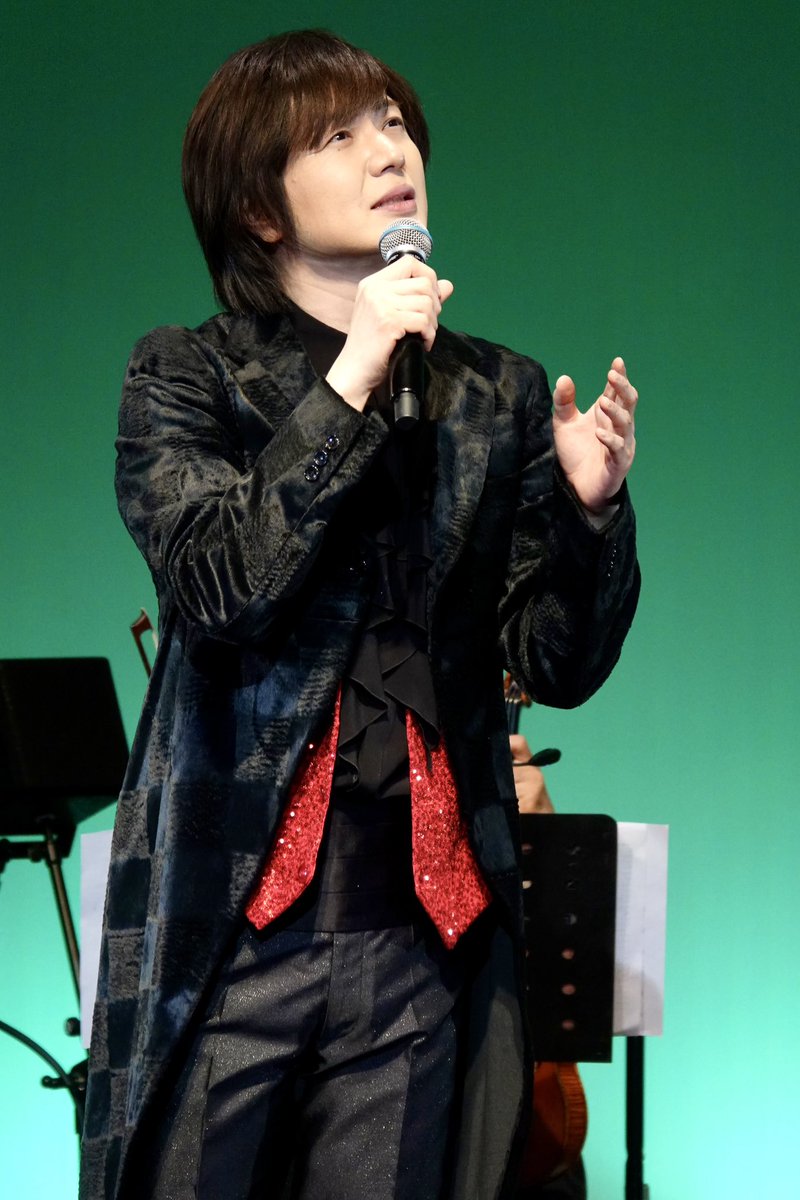 OtokazeC's tweet photo. 「竹島の歌を愛してくださる方へ。これからも一音一一音、歌に祈りを込めて歌い続けたい」と、#竹島宏 さんはスペシャルコンサートのエンディング曲に「#生きて愛して」を届けられました。

90歳まで、あと45年は歌うって話されていましたよ(*^◯^*) https://t.co/coeuSC3Z0F