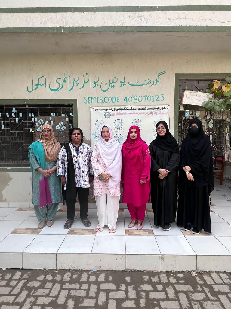 DCKarachiEast9's tweet photo. Assistant Commissioner of the Ferozabad sub-division, Ms. Neha Shah, conducted a school inspection for assessment and improvement.
#AssistantCommissioner #DCEast #Inspection #visits https://t.co/M4iWDqXdwY