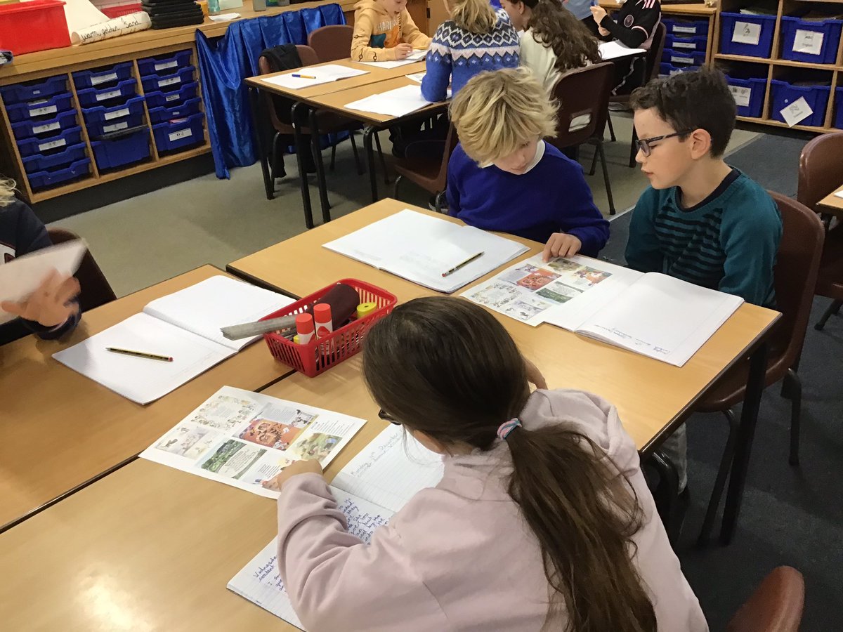 ClaphamTerrace1's tweet photo. Year 4 kicking their week off with some nursery rhymes. We will be finding out the true meanings of these nursery rhymes and where they came from. #wholeclassreading #nurseryrhymes https://t.co/AUUI0s7gZl