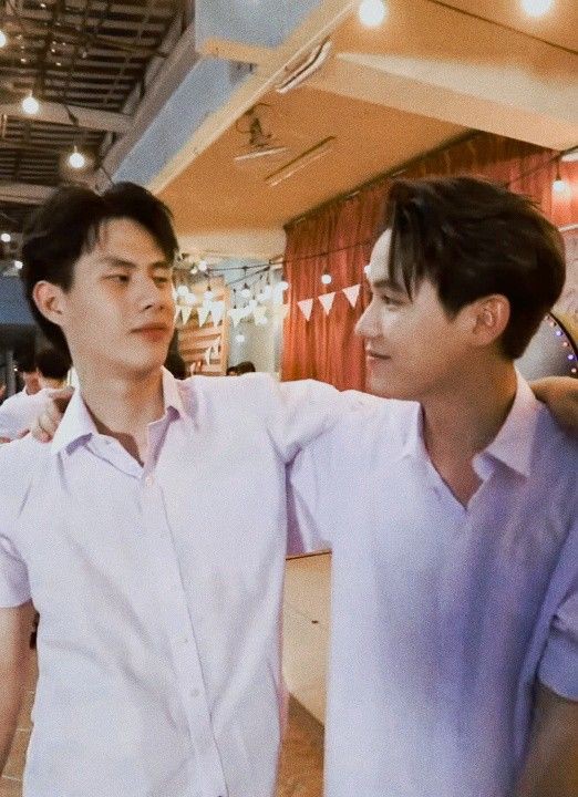devionxox's tweet photo. #WinnySatang | Paraiso spin-off 

' Sana Maulit Muli '

In which ex-lovers Winny and Satang remain friends for the sake of their circle, yet whenever they interact nostalgic feelings arise in their hearts.. are there any opportunities for them to be together again? https://t.co/TdqGTW6Fck