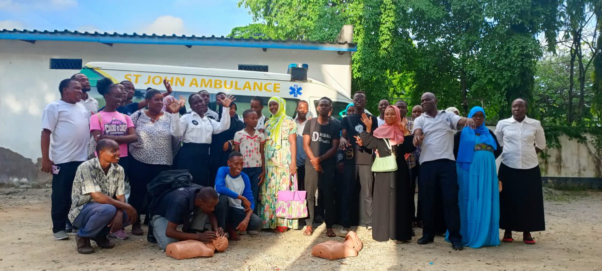 ST_JOHNMOMBASA's tweet photo. 🚑🚑🚑💯💯
#StJohners https://t.co/pYS7Sj8ogM