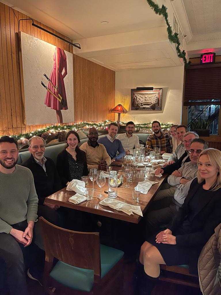 It was a pleasure to conclude the #MRSsymposium with a dinner with Matt Suss (@SussLab), @DougCall4 and Katya Pomerantseva and invited speakers Michael Aziz (@TheAzizLab), Alan Hatton, @LeaRWinter, @hnalshareef, @DrDaramola, Kieke de Boer, Thanos Papageorgiou and @RyanSKingsbury!