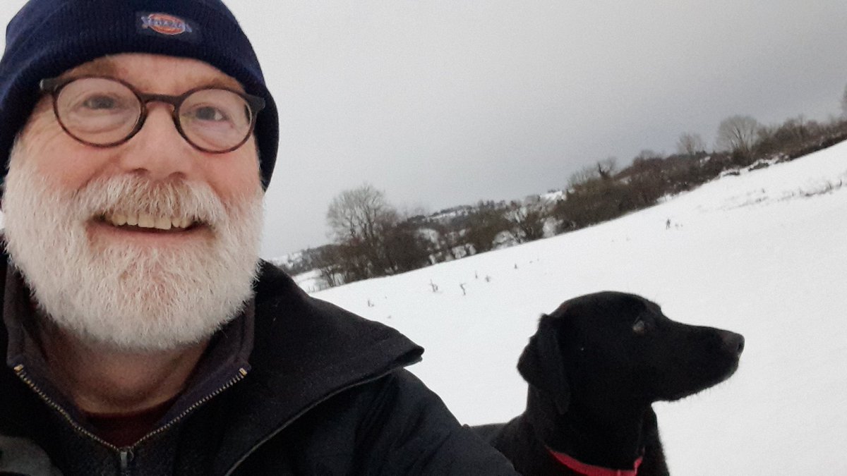 JonathanHumble's tweet photo. Arthur spooked by a super snowman earlier this morning. #Cumbria #OutWithArthur https://t.co/BhW0w2XdNH