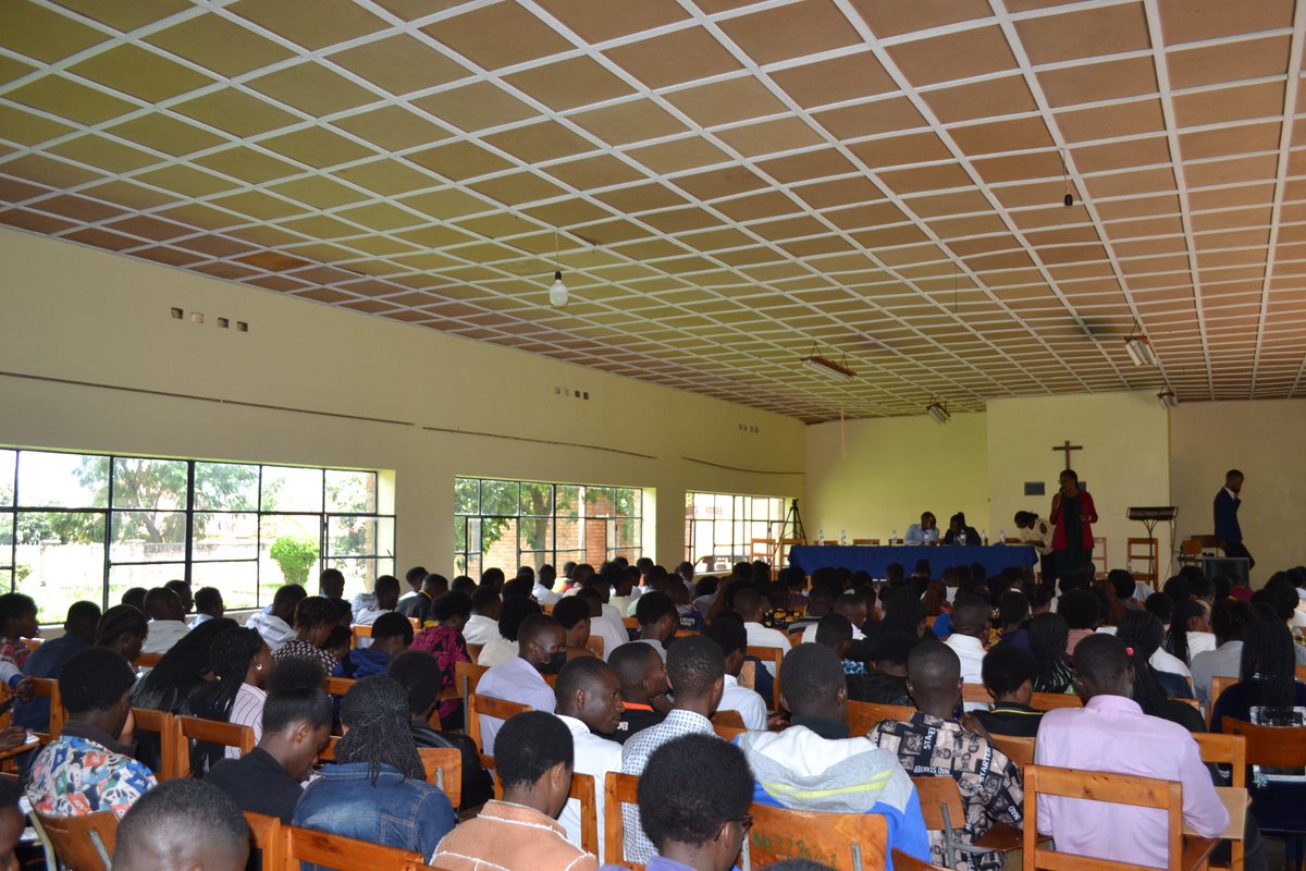 CUR_Rwanda's tweet photo. Much more credits of appreciation goes to Chancen International Rwanda @CHANCEN_Int for the students life changing through #StudyNow_PayLater. (This is a message from our students dedicated to you) https://t.co/y9SeHWzZu1
