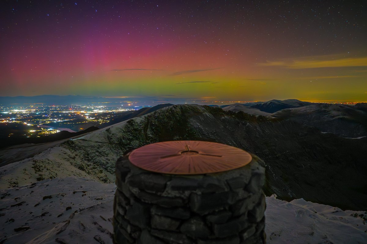 Where do I start? friday night I had to pinch myself as the sky unraveled Northern Lights from the top of a snow capped Wyddfa (Snowdon). A lifelong dream shot. 01/12/23

#Ywyddfa #findyourepic #DiscoverCymru #getoutside #northernlights #walesonline #bbccymru