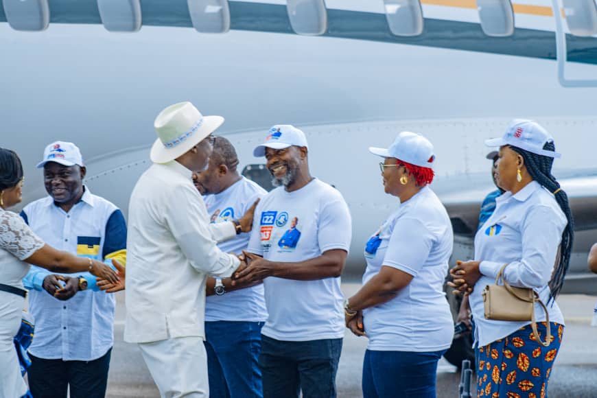 KANYSSYNERGIE's tweet photo. La ville de kolwezi n'as pas sûe résisté à la force de ART et la Fondation KANYS ce samedi 2 décembre 2023. Les Lualabais et Lualabaises ont dit oui à Michel kanyimbu shindany numéro 122 à la députation nationale et 243 à la provinciale. https://t.co/6tFaKr9AI2