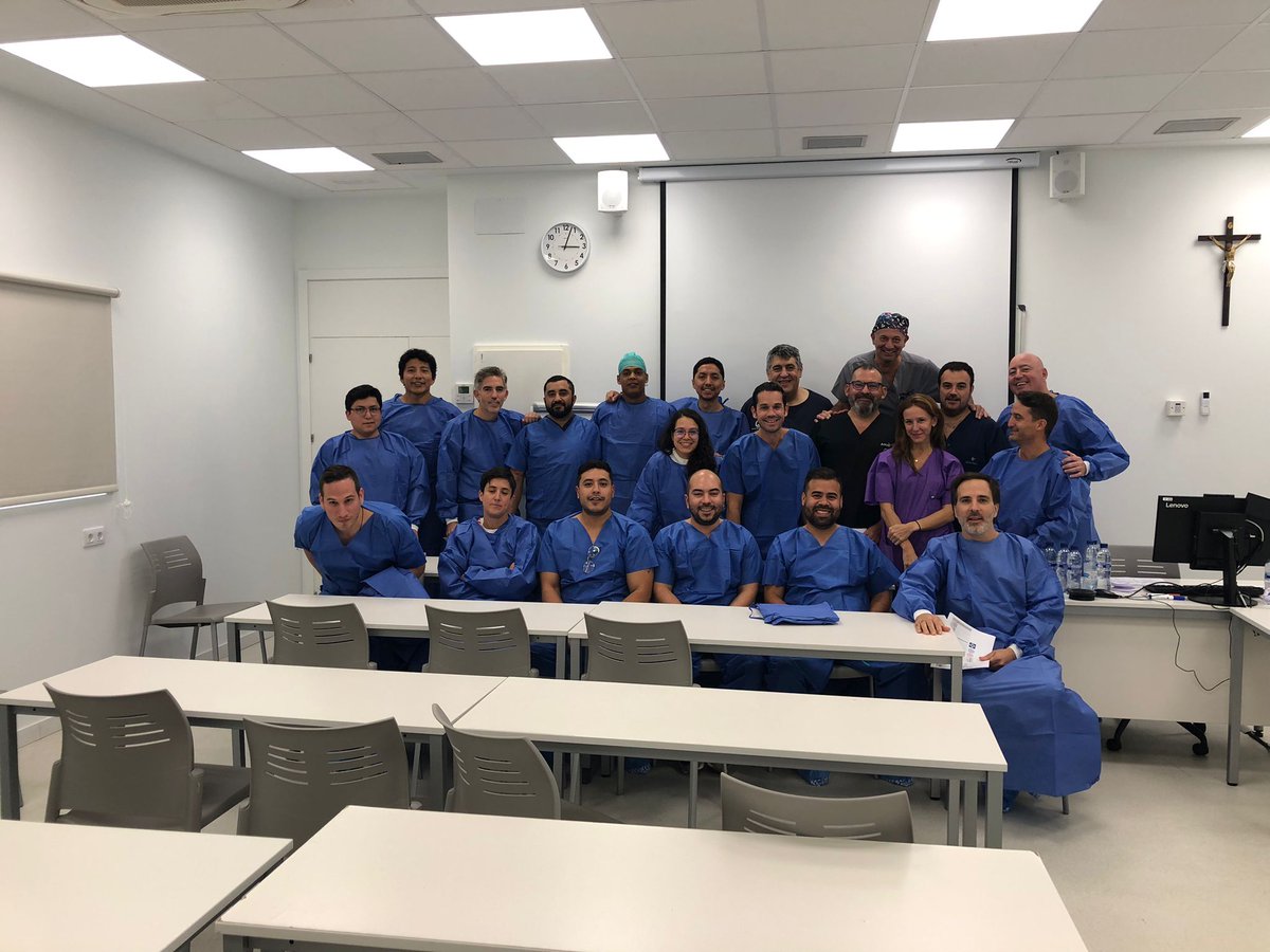 institutoIOTAM's tweet photo. El curso del Plan Nacional de Artroscopia #PNFA se celebró a finales de octubre en la @ufvmadrid de #Madrid con la presencia de Dres. de #IOTAM: Dr. Monteagudo y Dra. Martínez (pie y tobillo), Dra. Ocampos y Dr. Laredo (muñeca y mano), y Dr. Tabuenca (muñeca, mano y codo). 👇 https://t.co/BJTjYkbh8l