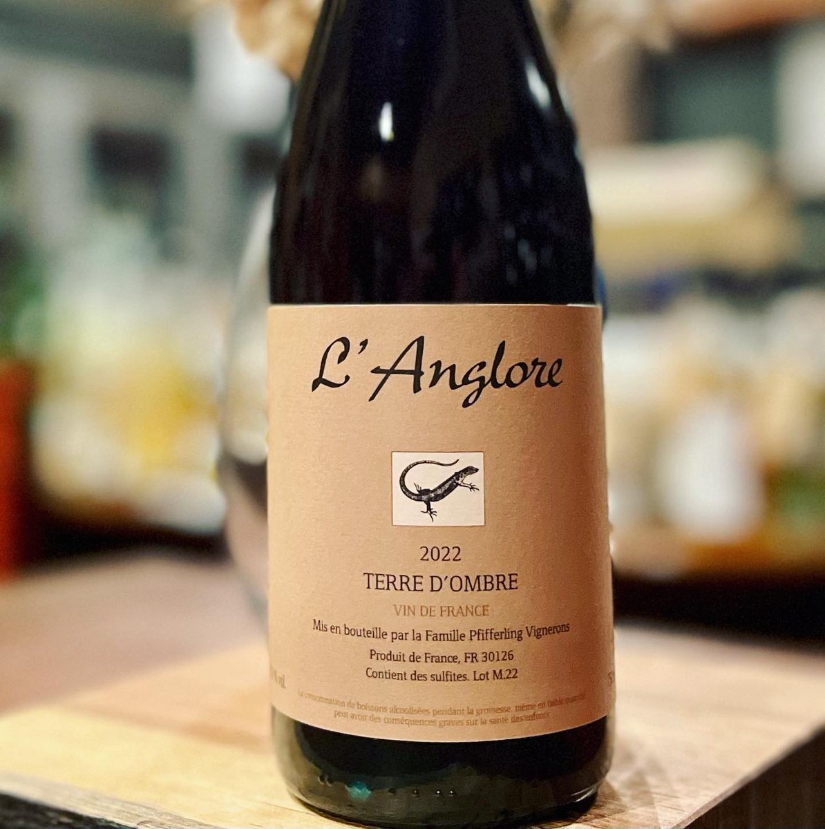 liquor_unbois's tweet photo. 生産者:ラングロール(L'Anglore)
/エリック・ピュフェルリン
産地:フランス、ローヌ

“自然派タヴェルの草分け的存在、ラングロール、エリック・ピュフェルリング”

ネット販売はしておりません。
詳細は載せておりますので、参考にしてください。

#ラングロール #langlore #ナチュラルワイン https://t.co/7a4hXkpkrI