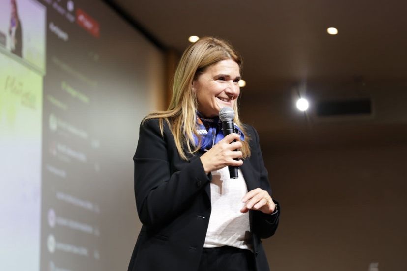 ✨ Le réseau des Plurielles de la CEPAC a organisé sa 1ère conférence dans l’auditorium de la @CE_CEPAC avec plus de 140 femmes réunies ! @CalbaSabine, Présidente « Les Elles du @GroupeBPCE » et Directrice Générale de la @BPMed et Patricia BAUCHERY, Membre du directoire en…