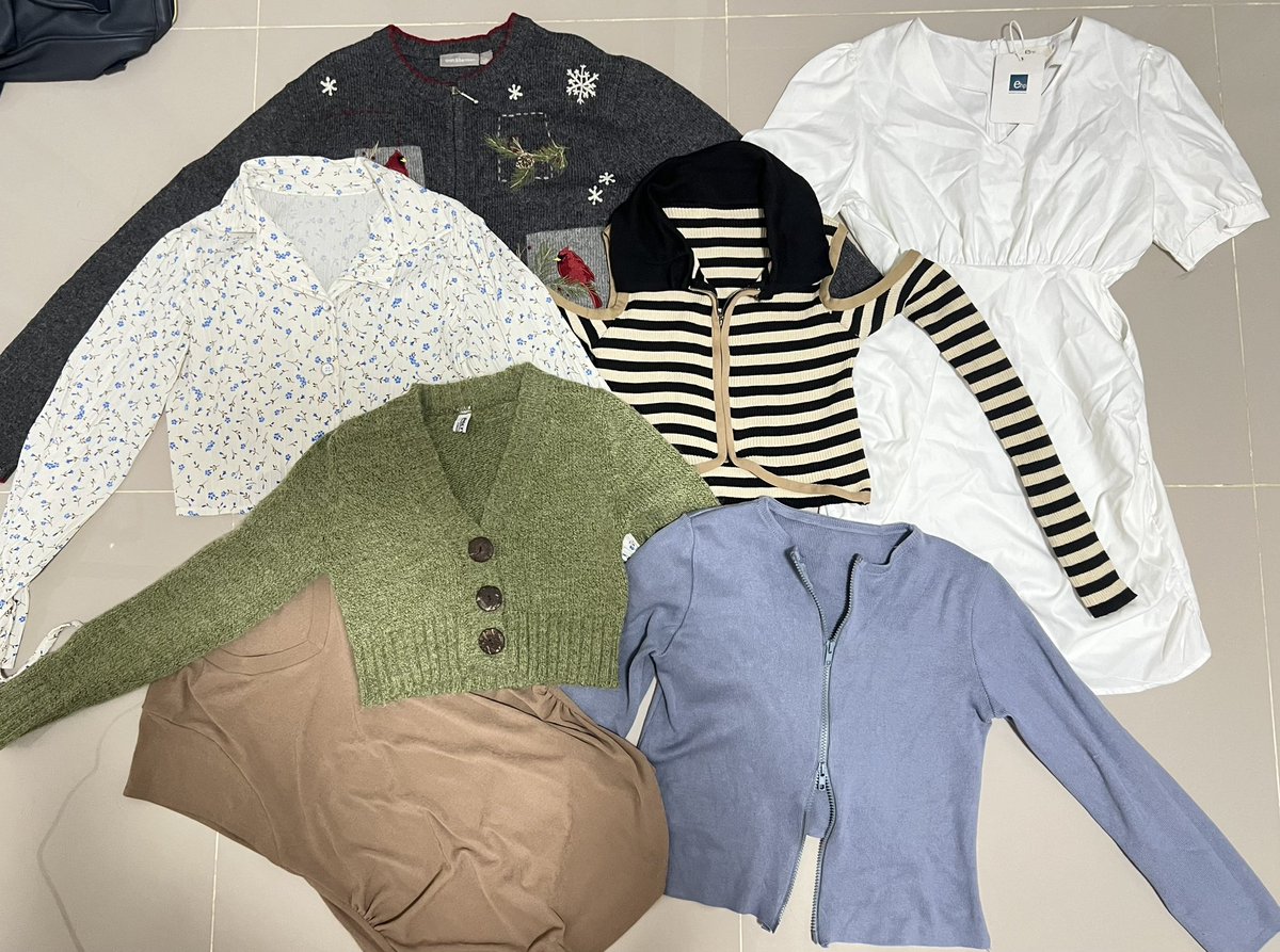 2you_store's tweet photo. รอบนี้เซลล์จุกๆ โล๊ะหลักสิบ🧺
📮ส่ง49 (ปัก,รี -9 ฿ เหมาๆ40 )📦
📍ปักรอเดี๋ยวมาเฟบเรียกจ้า💗
#ส่งต่อเสื้อผ้ามือสอง #ส่งต่อเสื้อผ้ามือ2 #ส่งต่อเสื้อผ้า #เสื้อผ้ามือสอง #เสื้อผ้ามือ2 #ส่งต่อ #เสื้อผ้าราคาถูก #เสื้อผ้ามือสองสภาพดี  #โล๊ะตู้มือสอง #โล๊ะตู้ https://t.co/mK4v8QJhaa