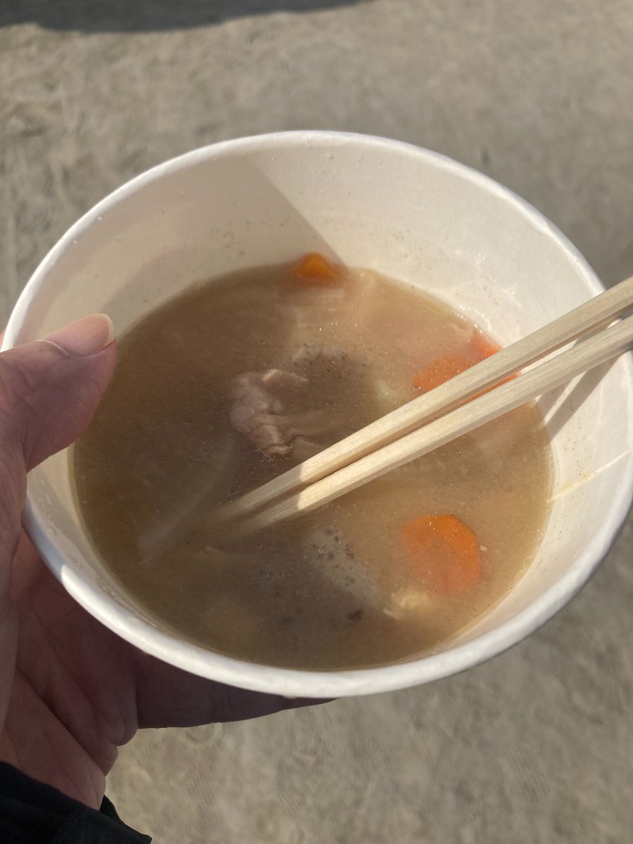 ZENRIN_official's tweet photo. 突然ですが、これはとん汁？ぶた汁？
うちの上司（福岡県出身）はぶた汁でした。

みなさんの呼び方と出身地を教えてください！ https://t.co/Cu03Z9YUmA