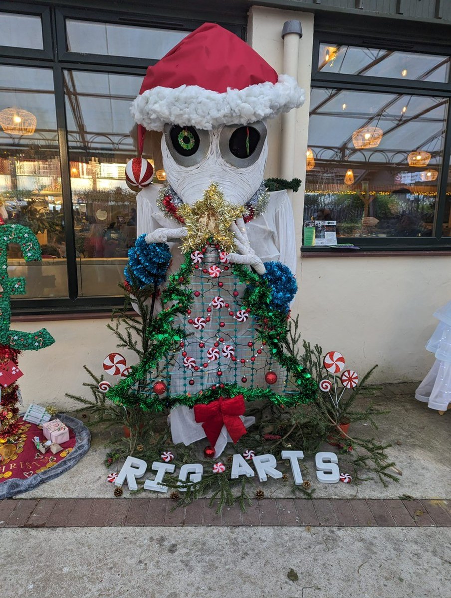 InverChamber's tweet image. Congratulations to Crafty Sew and So and The Wee Crafty Owl on being crowned joint winners of this year&apos;s #FestivalofTrees at @CardwellGC as voted by the public

2nd was @RIGArtsGreenock &amp;amp; 3rd was @makeitivc

Delighted to support #CompassionateInverclyde

#InverclydeBusiness