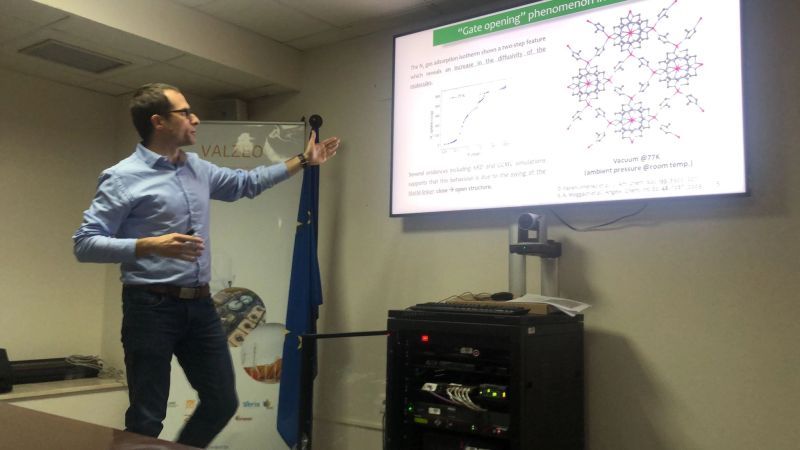Valzeo_23's tweet photo. 📢  VALZEOWorkshop session🌟
#NanoporousSolidsforEnvironmentalApplications
#VALZEO is thrilled to share with you an incredible session at our workshop focused on "Advanced Characterization of MOFs" by Dr. Roberto Boada from (UAB), 🔬
A huge thank you to Dr. Roberto Boada https://t.co/dEtCjojLB8