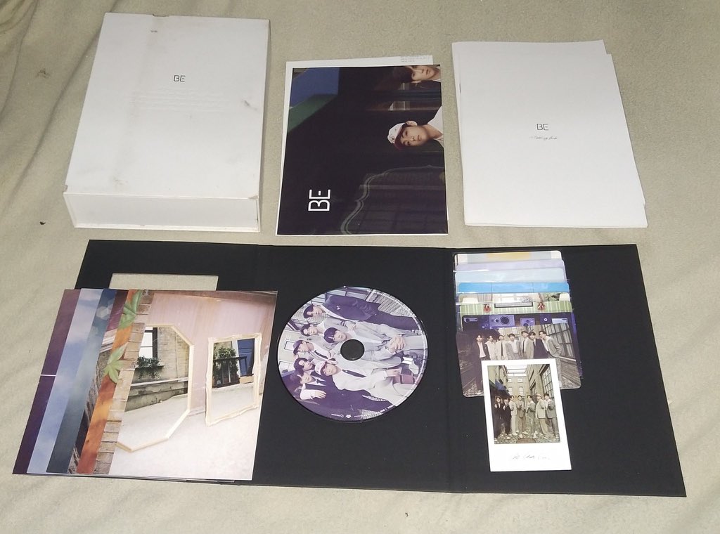 _1102cart's tweet photo. #1102cartsells 
꒰ wts | lfb | onhand | ph ꒱
— help rt

⤷ #unsealed
BTS BE DELUXE album
Complete inclusion with nrpc
flaw: dent outbox (see pic for ref)

• 250 pesos
+pf
loc: tondo manila https://t.co/Tu8zAIYoPi