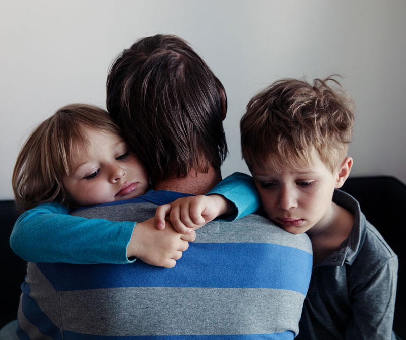 _ChildrenFirst's tweet image. At Children 1st Parentline, we know that the lead up to the winter holidays can bring up mixed emotions for many.

If you are struggling, or helping a child who is grieving, we can offer support👉children1st.org.uk/help-for-famil…