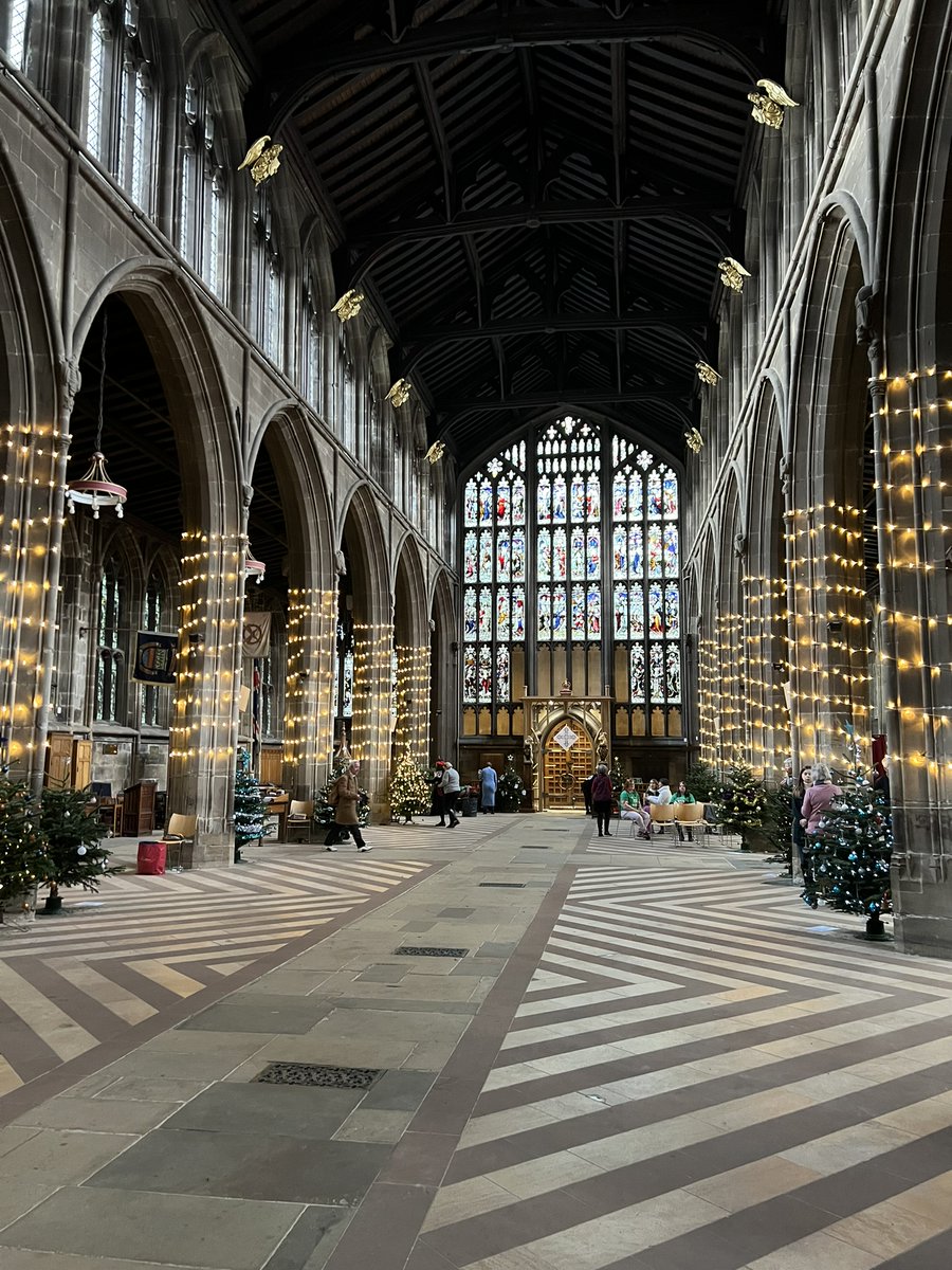 cpmgArchitects's tweet photo. On Friday, we spent a very festive afternoon at St Mary’s Church decorating our #CPMG tree in support of @emmanuel_house_ . It was great to come together with other local businesses and raise some all-important funds for Emmanuel House. #Christmas #SupportLocal #Architecture https://t.co/fE5olnxf7x