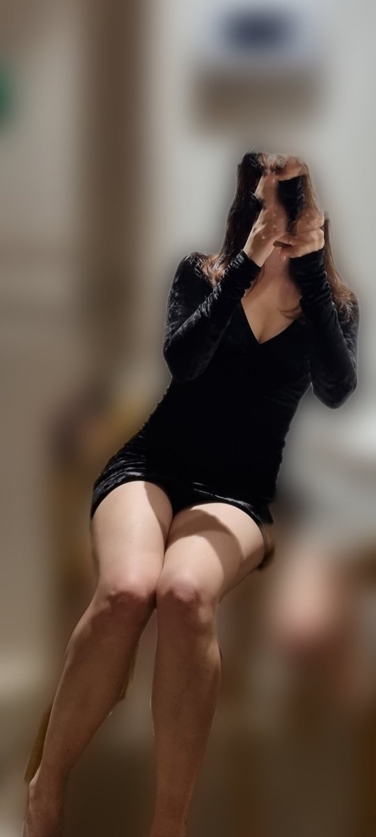 bubu01012345's tweet photo. 남자들한테 보여준다고 하니 발정나는 ㄱㄹ 같은 와이프, 살빼야겠대요 몸매 관리 한다고 ㅂㅈ 나사 젖게 능욕댓 해주세요. 초대남 부르고 싶어하는 눈티임. 30대 초반 유부녀
#와이프 #아내 #유부녀 #네토 #ntr #초대남 #부부 #부커 #스와핑 #박제 #암캐 #섹트 #노예 https://t.co/otATFfxFyE