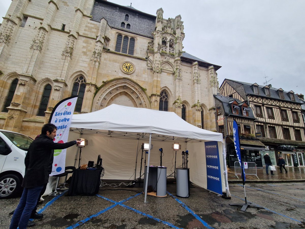 Paris Normandie est sur le marché de Pont-Audemer pour une interview d'Alexis Darmois #eure #normandie