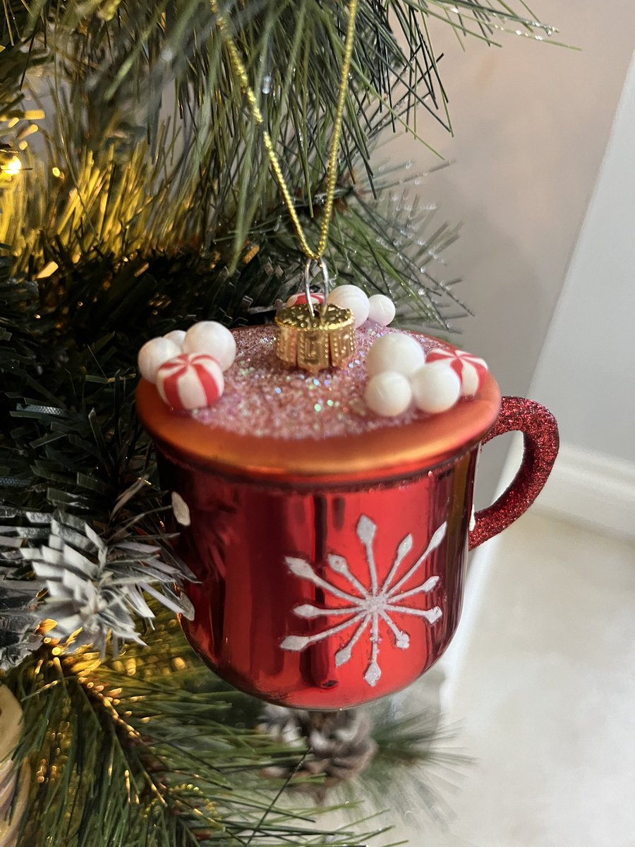 Loving my food themed Christmas tree <a href="/KirkintillochHS/">KHS</a>