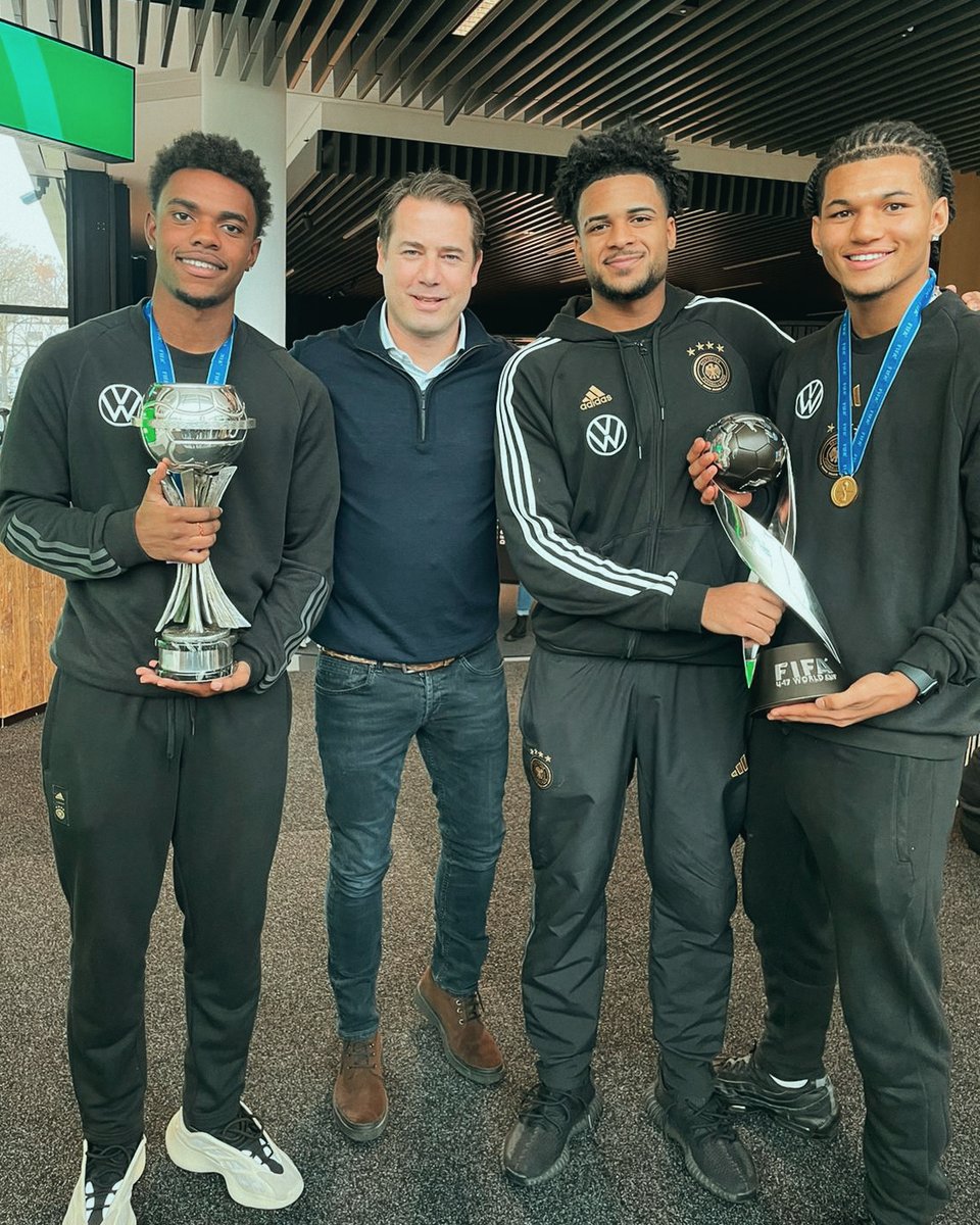 🏆 Unsere Weltmeister sind zurück in 🇩🇪. 👏
