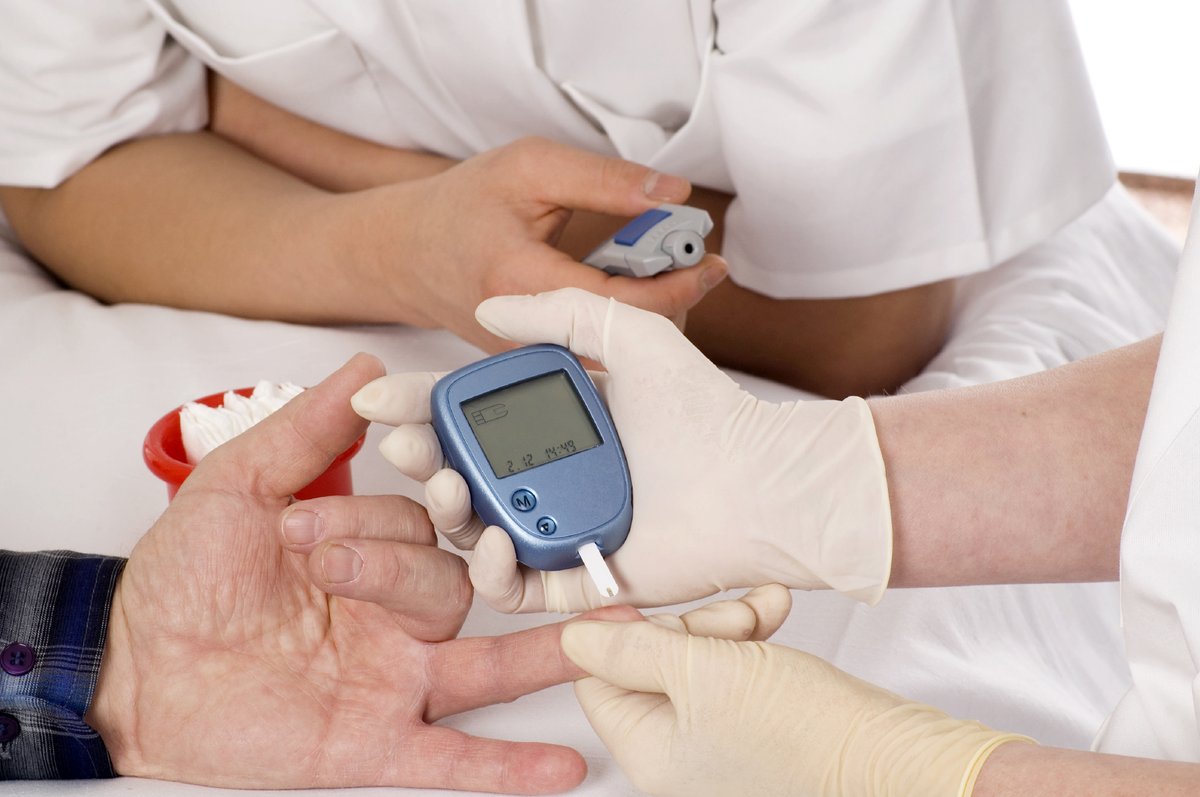 Fully-funded #PhD available at Warwick Medical School: 'Developing and testing a screening tool for Eating Disorders in Type 1 #Diabetes'. Apply by 8 December. All the details here: bit.ly/3STFof5