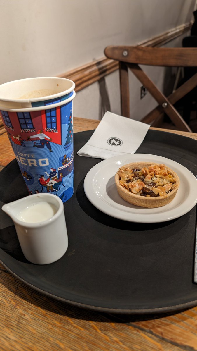 Another coffee another mince pie........there's definitely a theme here. #neros #shopping #Christmas