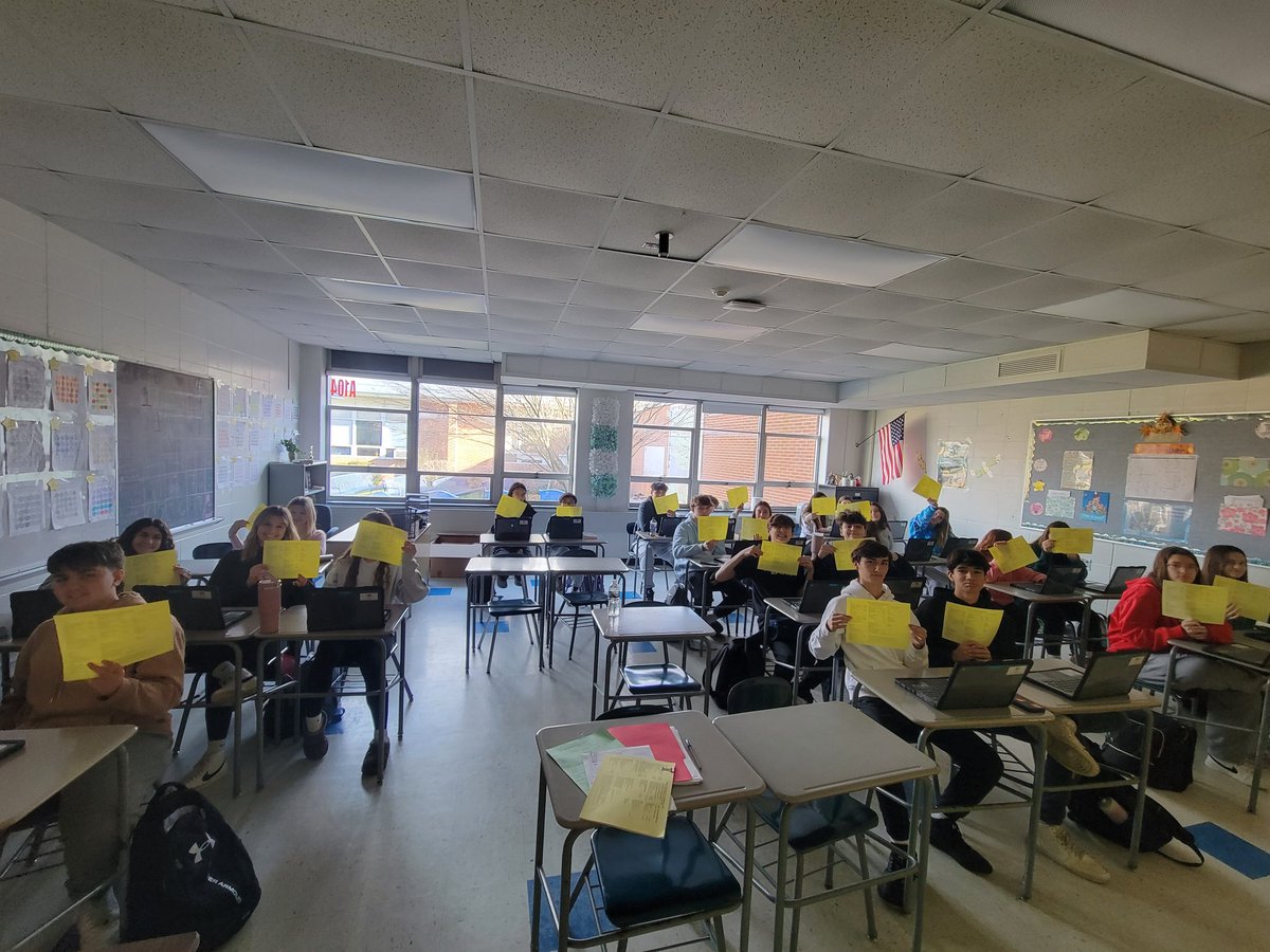 Exploring exciting academic horizons w <a href="/MaryCollins627/">苏州相城区</a> #HonorsEnglish 1 class! 
#weare #schedulingoptions #schoolcounselor <a href="/Howell_Guidance/">Howell HS Guidance</a> <a href="/BravermanHHS/">Jeremy Braverman-Howell HS Principal</a>