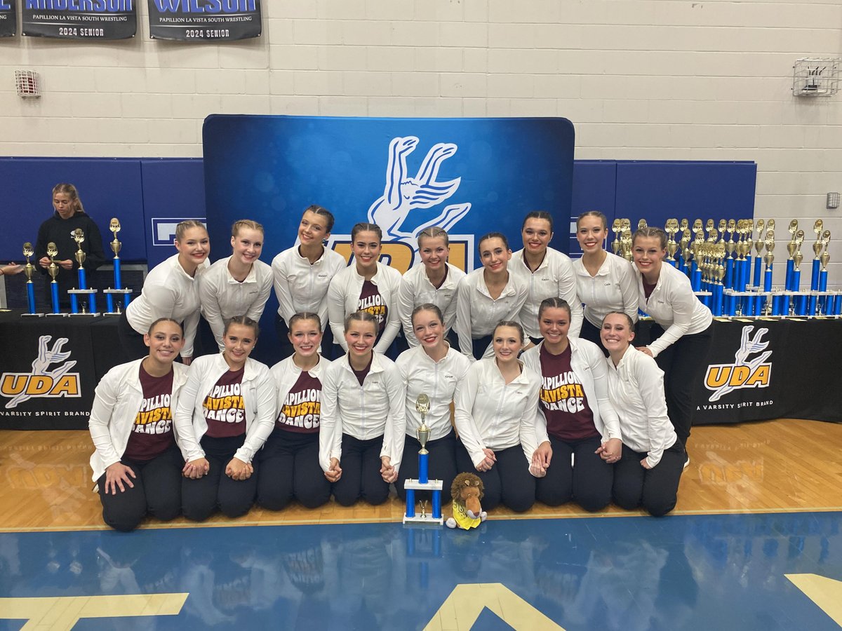 👑 Monarch Dance Team💃 Results from Regionals!

2nd in Jazz
2nd in Hip Hop

LOTS OF 9/10's!!!  Congrats Ladies!  #WeArePLV