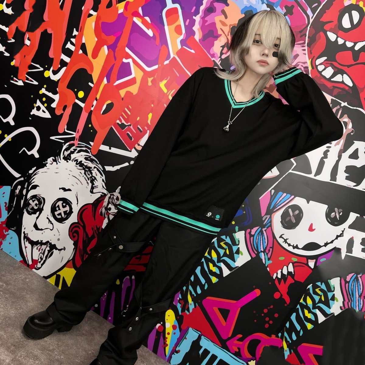 NieR_tokyo's tweet photo. 🎁本日〆切プレゼント企画🎁

当店オリジナルUNISEX KNIT

🎁3名様にプレゼント🎁

ユニセックスアイテムです🐰

◼応募方法
フォロー(@NieR_tokyo) &amp; RT
◼締切〆  本日24時

※鍵垢の方も対象内です。

是非ご参加ください🙇‍♂️🙇‍♀️ https://t.co/nG4QpeNIXn