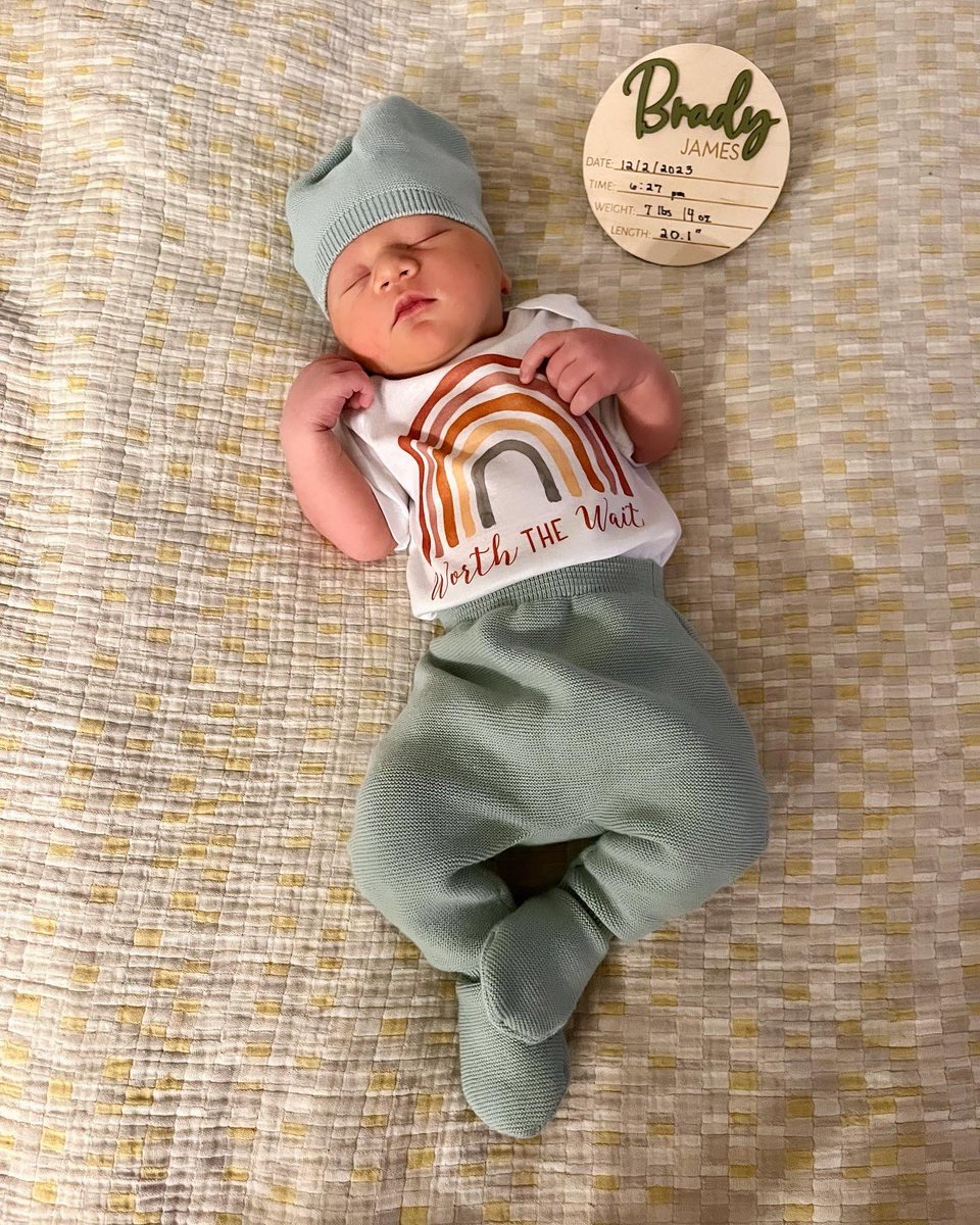 A little personal news…I’m so happy to introduce the best thing I’ve ever made:
Brady James
Born 12/2/23, 7 lbs 14 oz, 20.1 inches

Words cannot describe love like this 💙

#babyannouncement #newborn #momsinmedicine